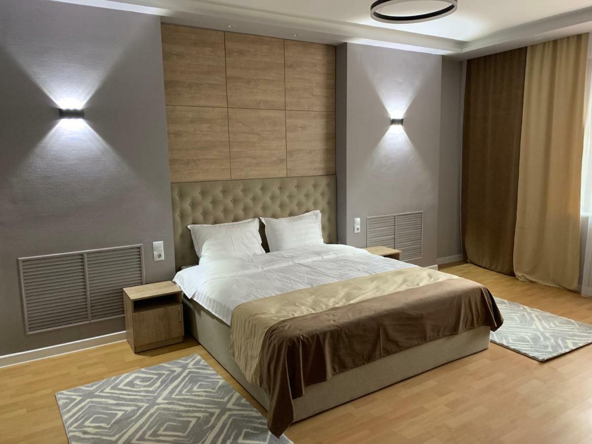 Kemer Lux Hotell Astana Eksteriør bilde